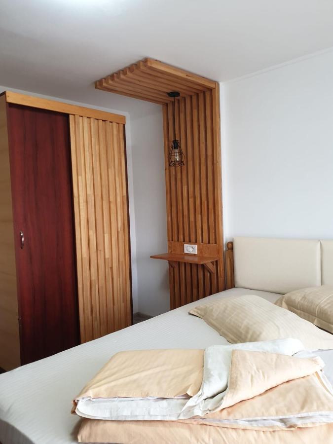Motel Mesterul Manole Curtea de Argeş Εξωτερικό φωτογραφία